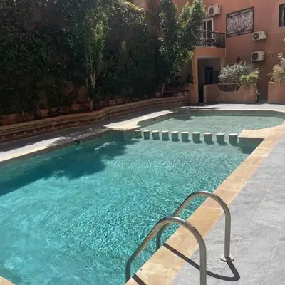 Bel appartement en centre-ville avec piscine