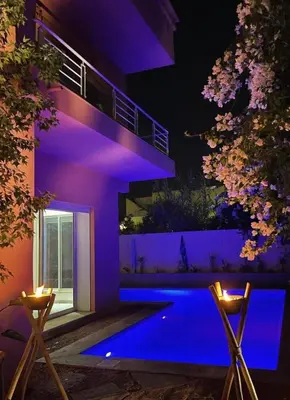 Gallery image of Villa contemporaine - 6 chambres - piscines et jacuzzi in Marrakech