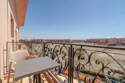 Gallery image of Appartement toit-terrasse plein Soleil-Majorelle in Marrakech