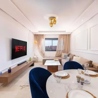 Luxury and Healthy designed Apartment with pool