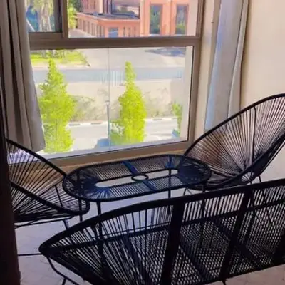 Un élégant appartement à louer à Marrakech avec deux piscines et une situation en centre ville
