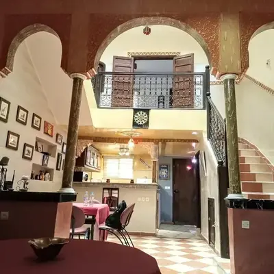 Riad Oued Issil