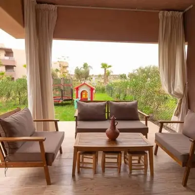 Peaceful apartment with a garden