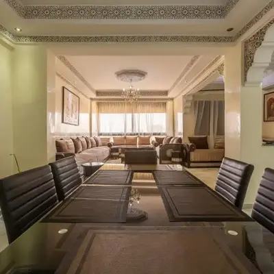 Elegant apartment downtown