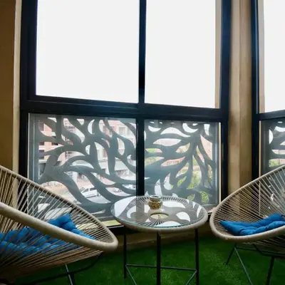 Serenity City Center Apt