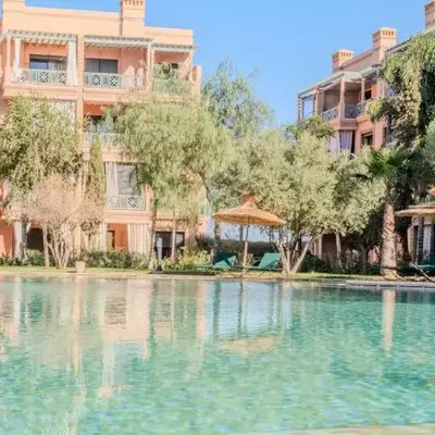 Luxury 2BR with Pool & Garden View Balcony