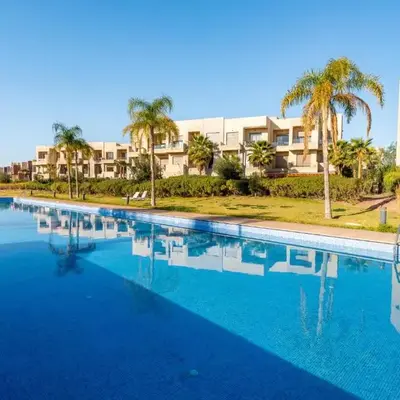 2-Bedroom Residence Jubeae - Pool & Golf Nearby