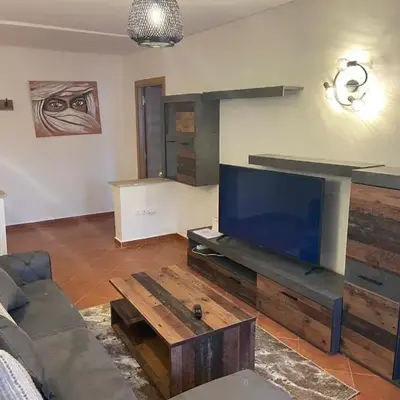 4-person apartment Guéliz Blida