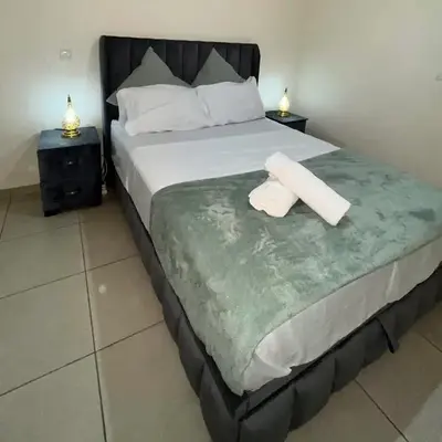 Darraha- Ideal for early & Late flights-Near Marrakech airport 10 min- menara Garden 5 min-Transport support