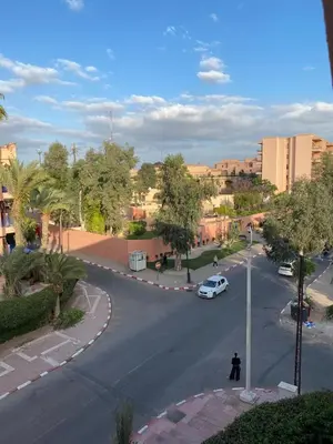 an aerial view of a street in a city at Apprt luxueux l'Hivernage au centre ville proche de la gare ,M avenu CR07 in Marrakech
