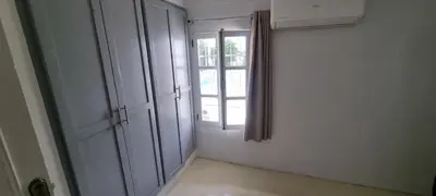 an empty room with a door and a window at VILLa PALMS KECH in Marrakech