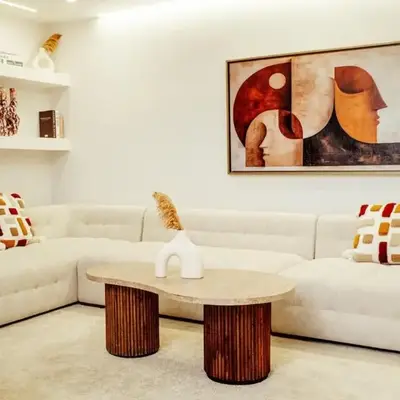 Luxury 4 bed apartment In the heart of Guilez!