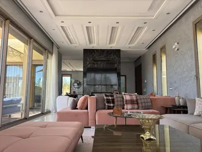 Gallery image of Secluded 4 Bedroom Villa, Onsite Security in Zaouia El Hedil Mamra