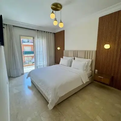 Elegant 2BR
