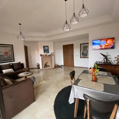 Sunny Corner Apartment