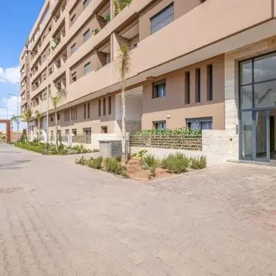 Modern apartment close to M Avenue & Menara Mall
