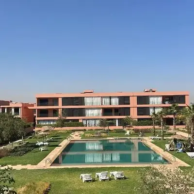 Superbe appart 3p confort avec terrasse et vu piscin