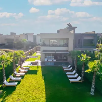 Luxury Villa with Heated Pool & Private cinema