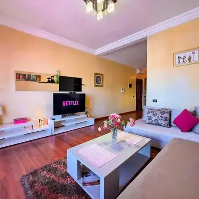 VIVASTAY Marrakech - Chic apartment in Gueliz Pool and balcony