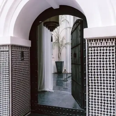 Riad K