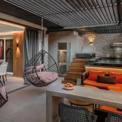 Luxury 3 bedroom with private pool and spa