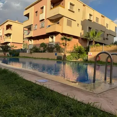 Appartement de luxe avec piscine et parking gratuit