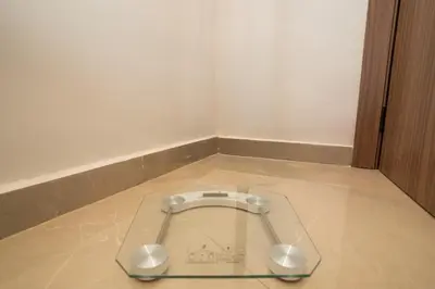 a glass object on the floor in a room at Studio au cœur de Guéliz à 5 min de Jemaa el-Fna in Marrakech