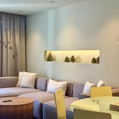 Suites 25