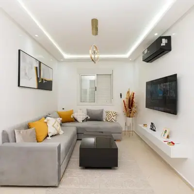 Red City Elegant Stay