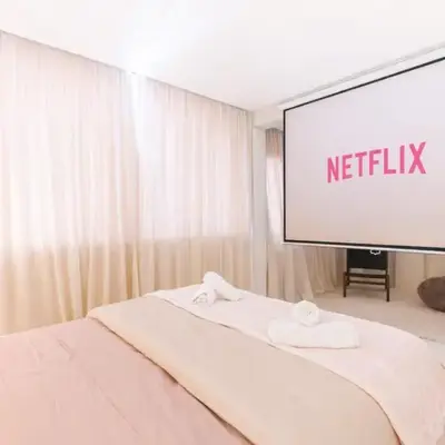 Suite Afra - Cinéma privé & Central