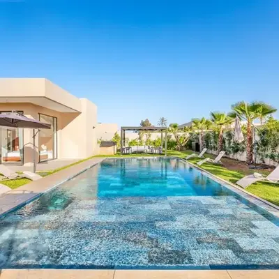 Villa with jacuzzi