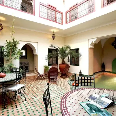 Riad Julia