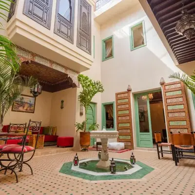 RIAD AZRUR